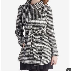 SALE ModCloth by Lovestitch houndstooth Coat
